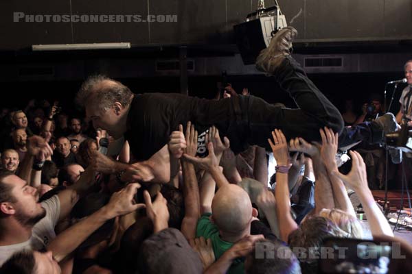 JELLO BIAFRA AND THE GUANTANAMO SCHOOL OF MEDECINE - 2016-08-21 - PARIS - Petit Bain - 